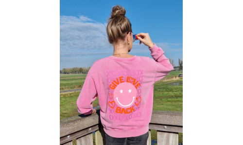 GIVE LOVE BACK roze